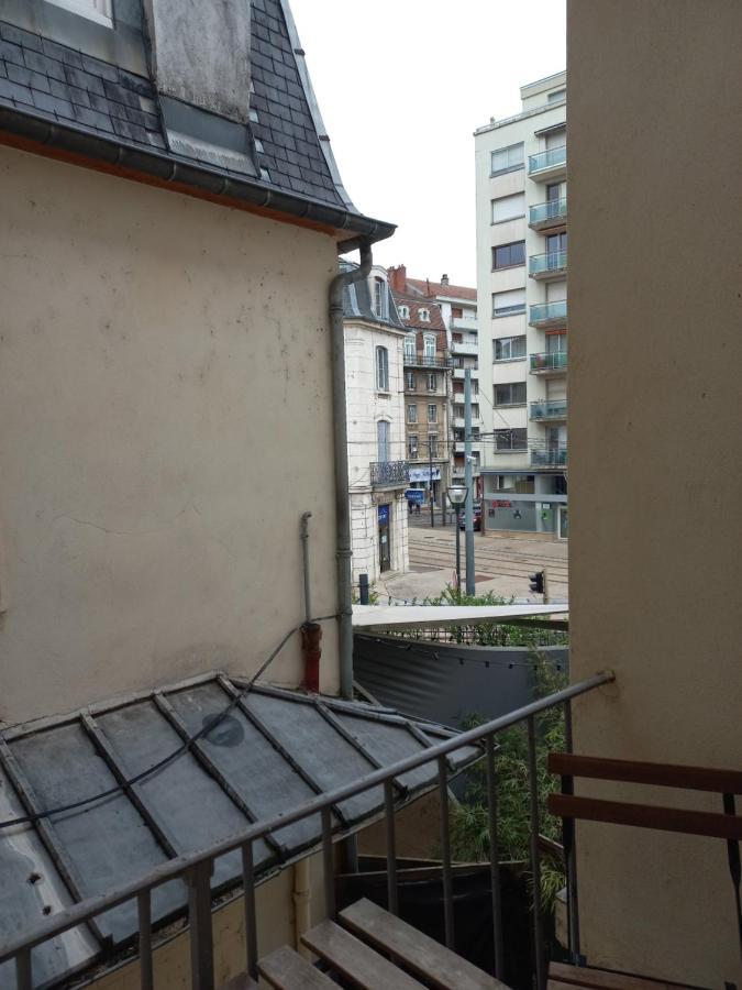Le Carnot, A Deux Pas Du Centre Ville Besançon Esterno foto